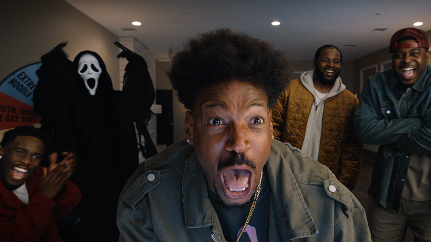 SCARY MOVIE